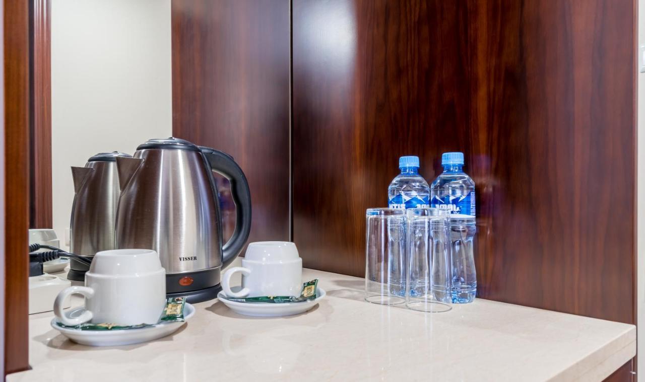 Aura Hotel Tbilisi Esterno foto